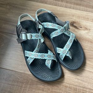Like new Chaco sandals